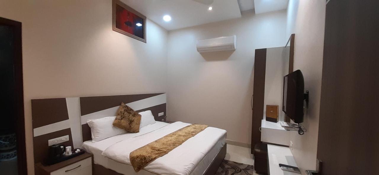Amor Hotel Ganganagar Экстерьер фото